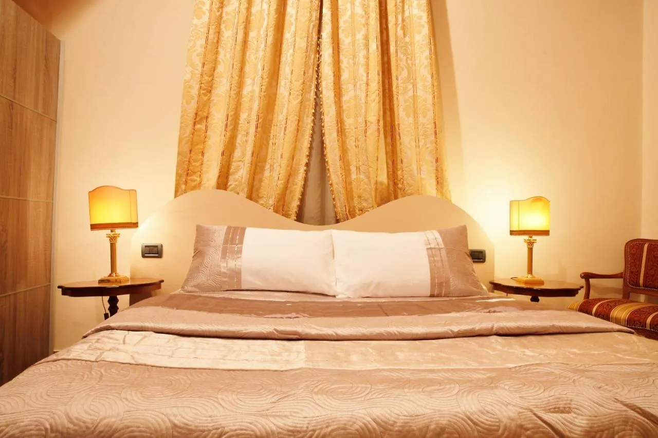 Lucca Relais Bed & Breakfast