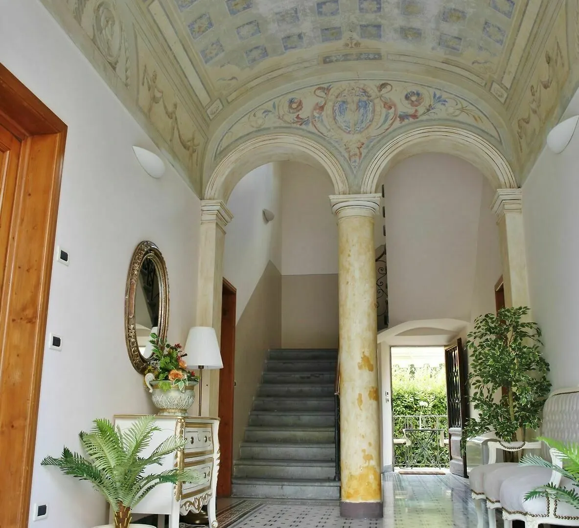 Bed and Breakfast Lucca Relais